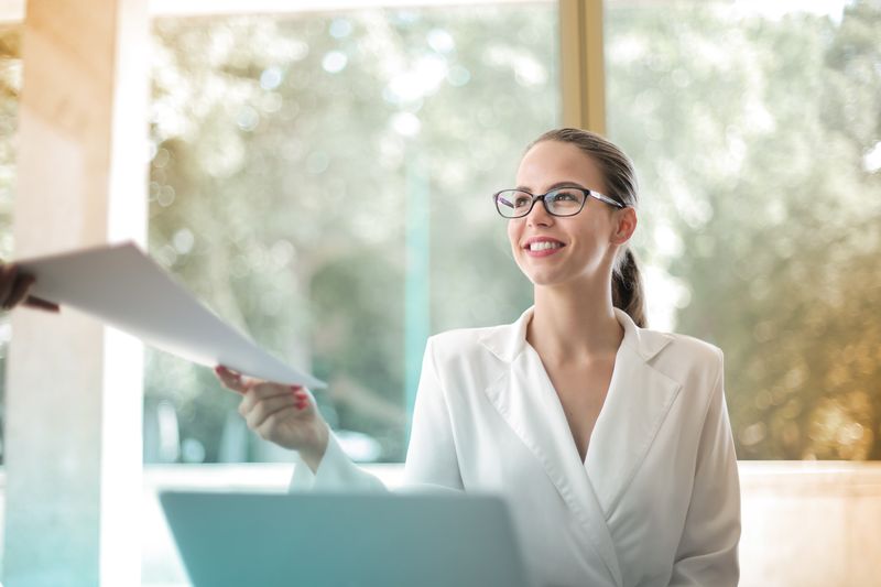 Bureau organisé – 22 ans d'expérience en secrétariat indépendant